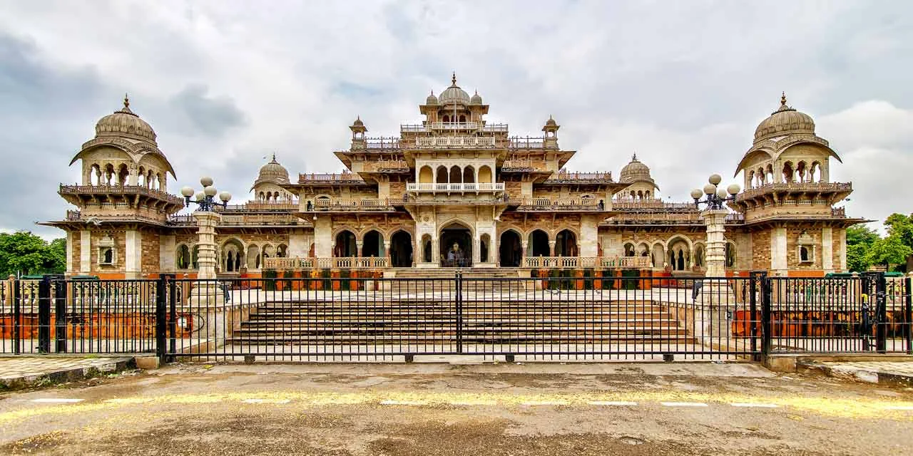 Golden Triangle 5n 6d Delhi Agra Fatehpur Sikri Jaipur Holiday Package 