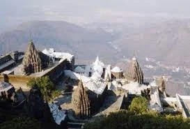 Car Rental in Girnar